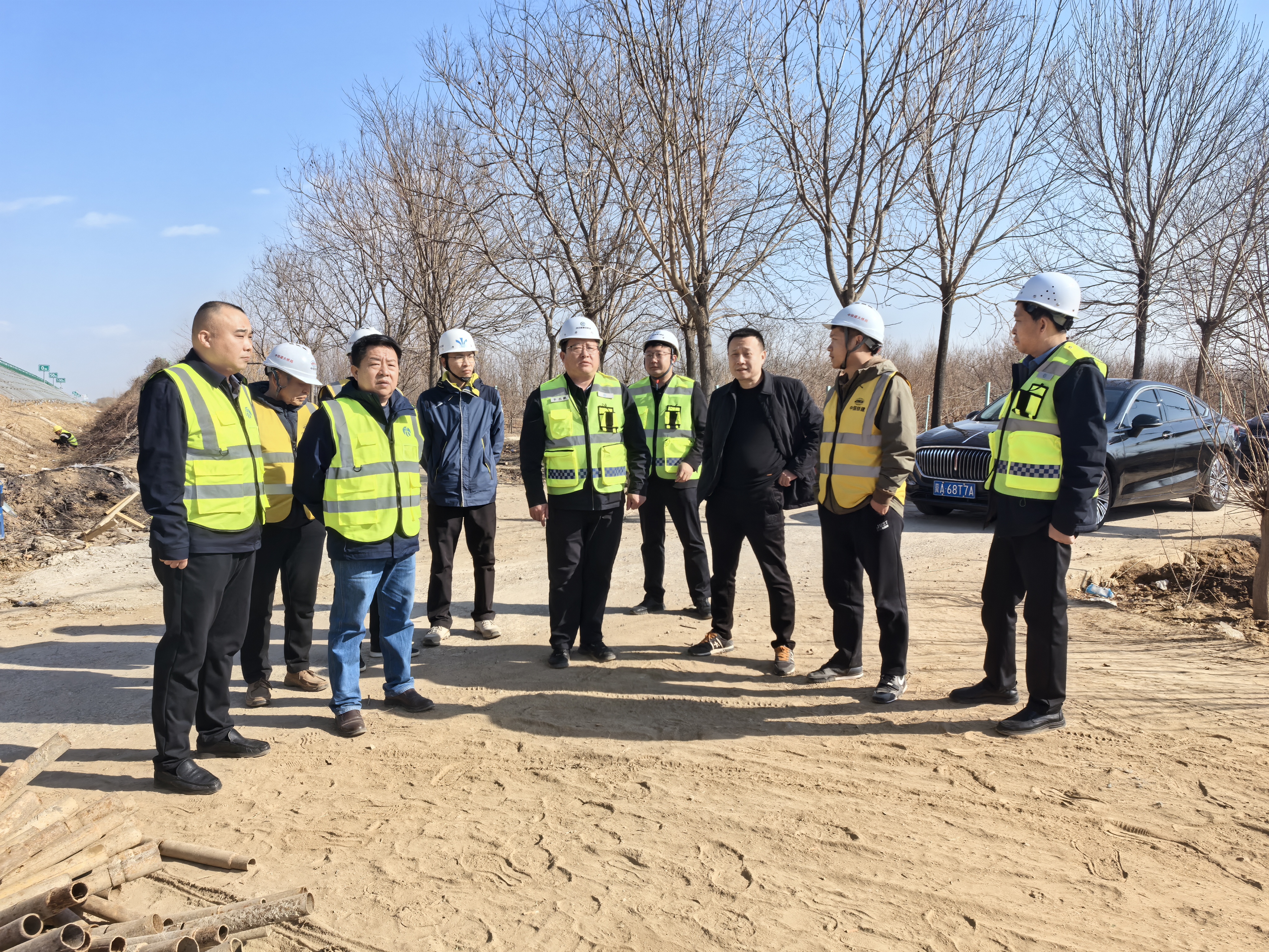 抓進(jìn)度、保節(jié)點(diǎn)、奔并網(wǎng)-省冀交能源公司加快推進(jìn)路域光伏項(xiàng)目建設(shè)